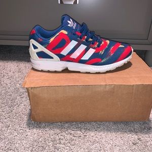 Adidas Sneakers